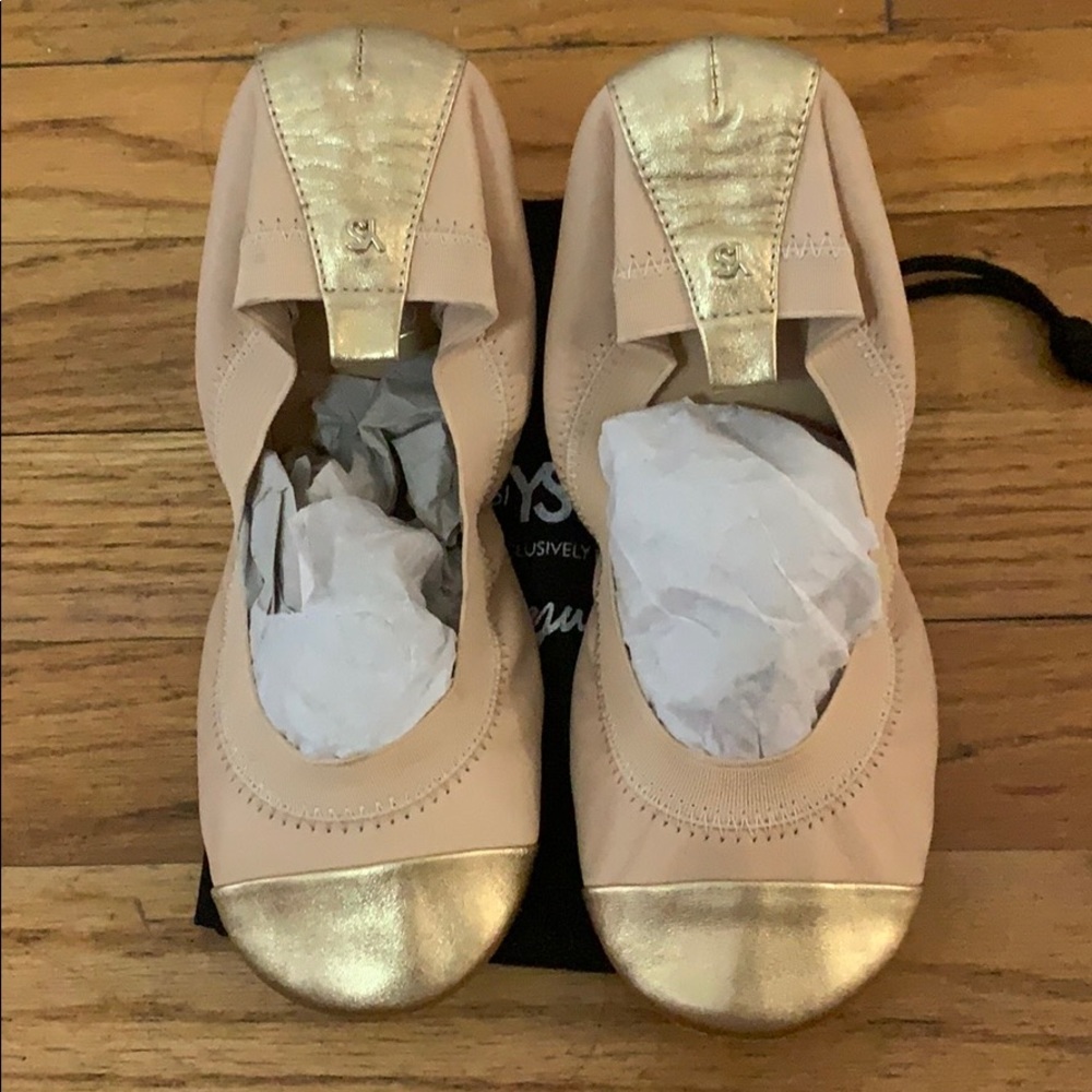Yosi Samra foldable flats